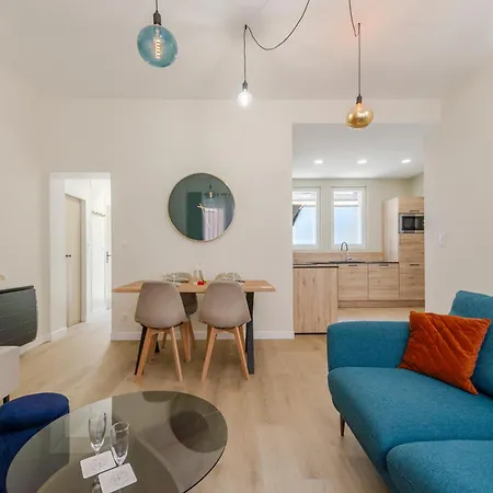 Le Cotin Des Cordiers 1, F3 Avec Sa Place De Parking Inclus